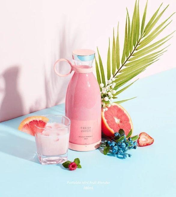 Mini Portable Electric Juicer – 380ml Rechargeable Blender